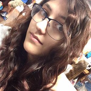 Meet your Posher, Emma