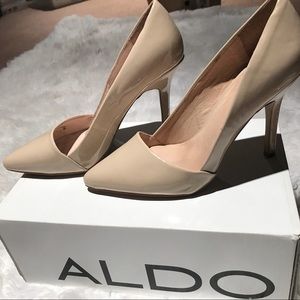 Nine West Nude heels