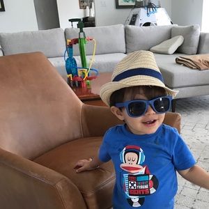 Meet your Posher, Hunter