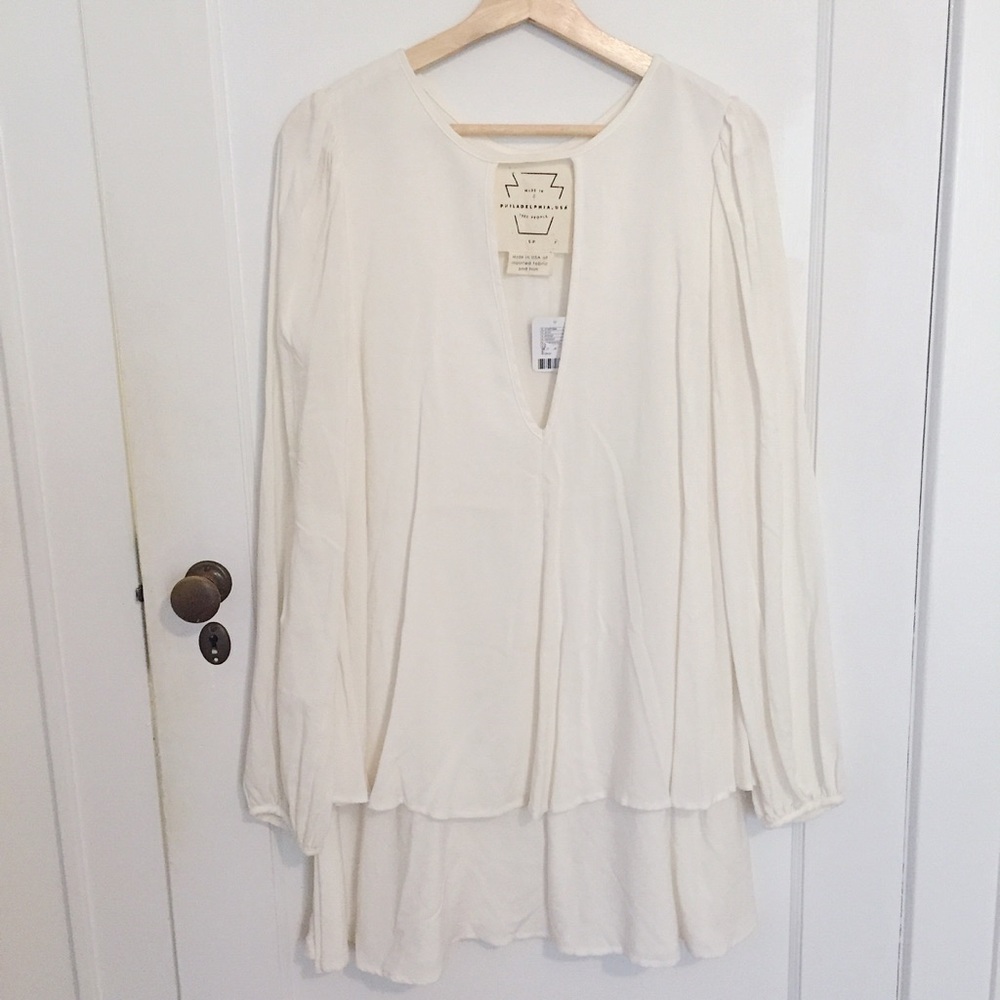 Free People off-white dress with deep-v. NWT