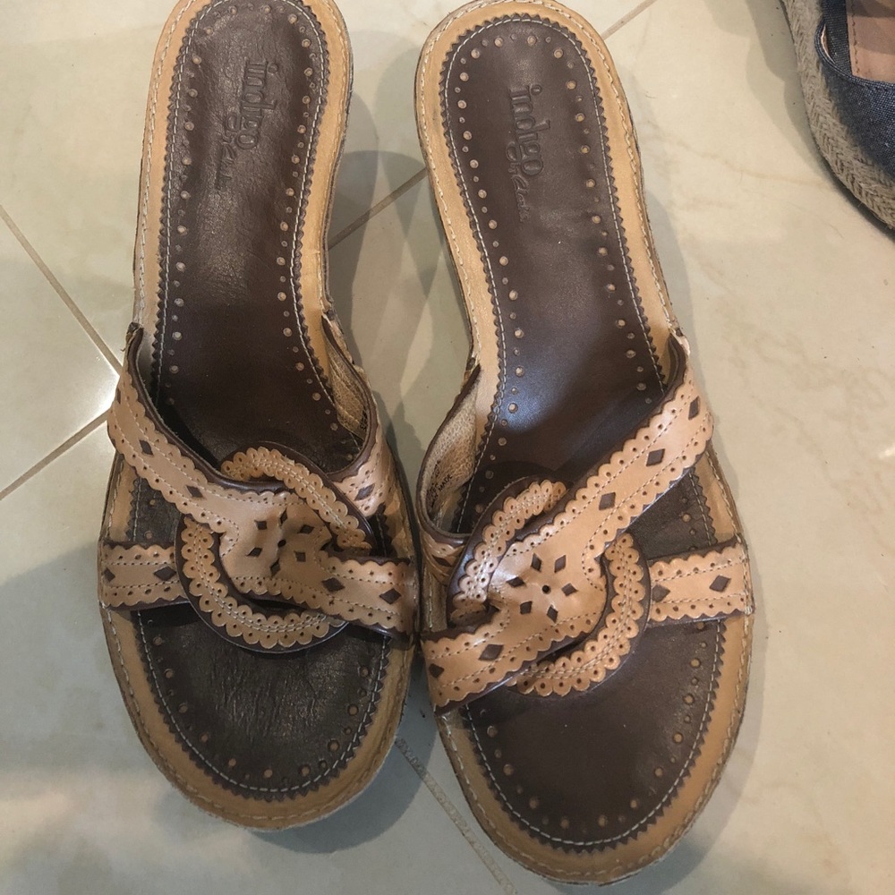 Indigo by Clark sandal a small wedge heel