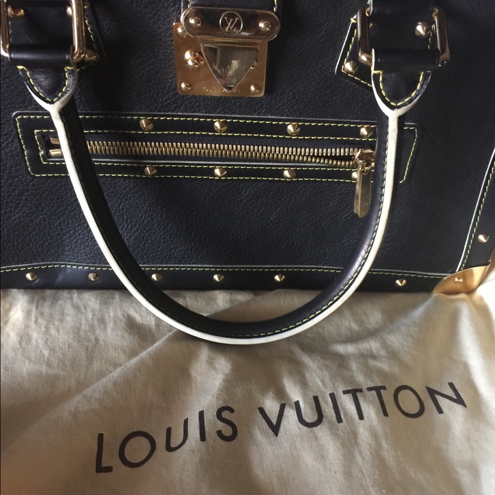 Louis Vuitton purse