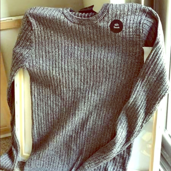 Sweater - Picture 1 of 1