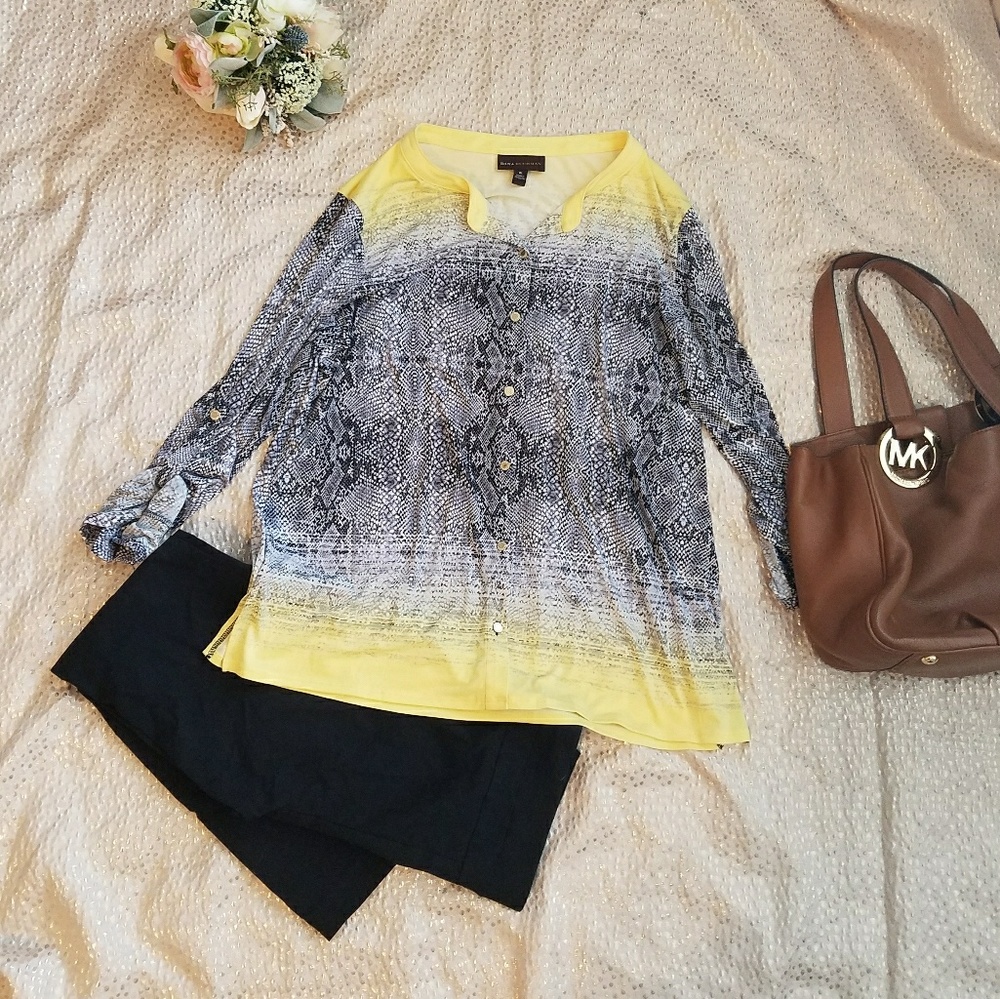 Black and yellow casual / career Dana blouse sz xl