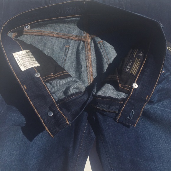 SOLD COH Charlie High Rise super flare - Picture 5 of 7