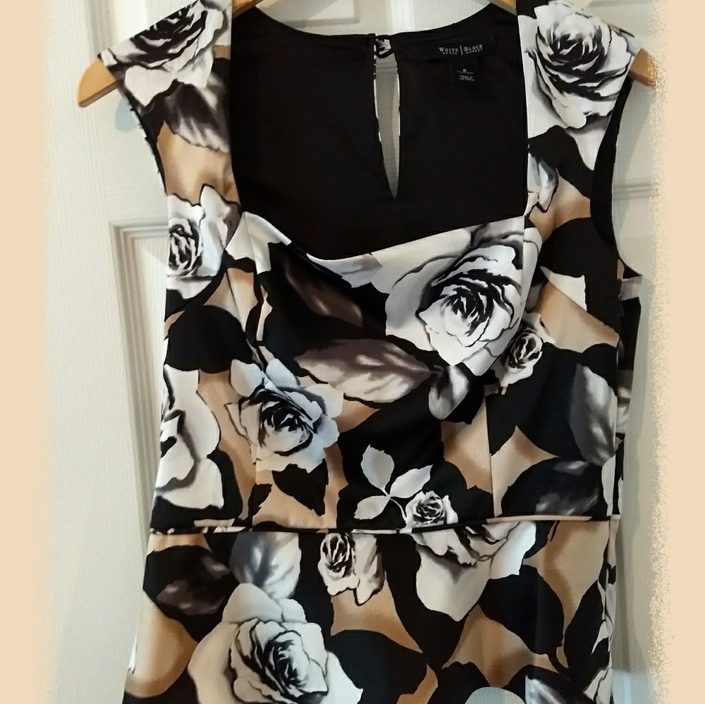 WHBM , nwot floral top. Lovely😍😍😍😍