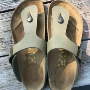 VEUC Birkenstock Gizeh Sandals Papillio Sz 41