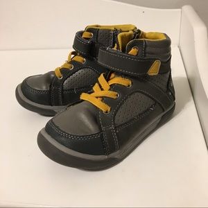 boys shoes