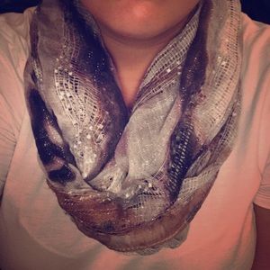 Simply Vera - Vera Wang infinity scarf