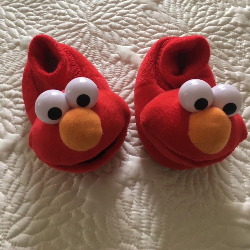 Elmo Slippers