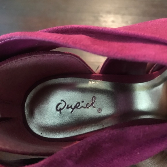 Shoes - Picture 4 of 4