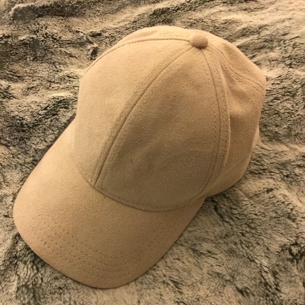 Suede hat