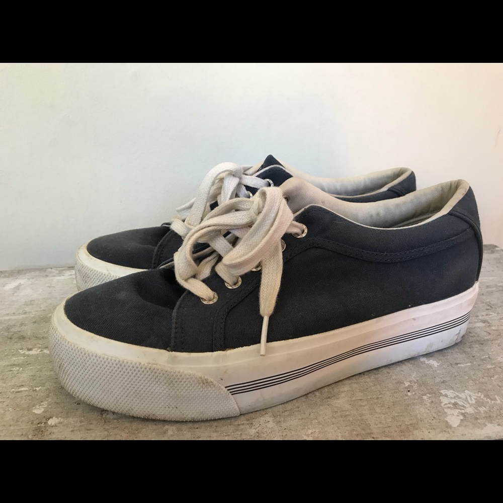 Tommy Hilfiger blue canvas platform sneaker