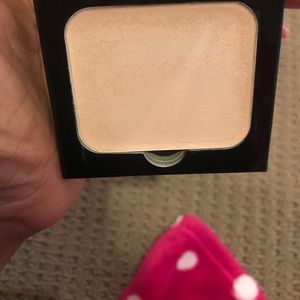 bontanical foundation by limelight