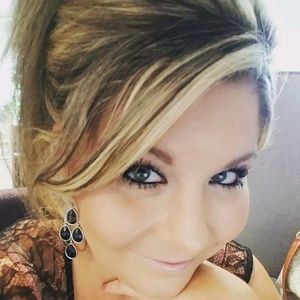 Meet your Posher, Sheena
