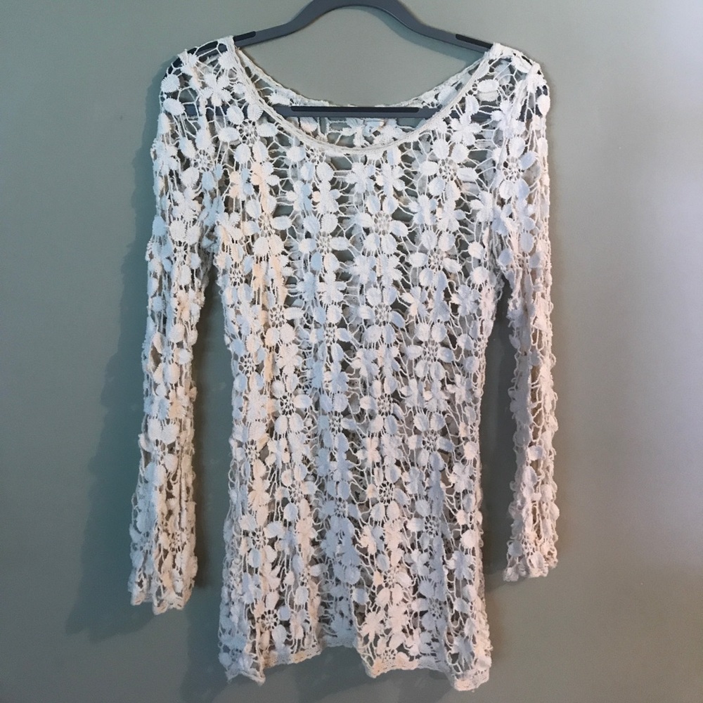 La Hearts crochet top