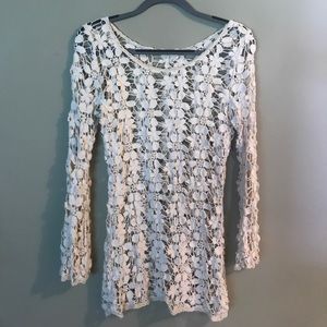 La Hearts crochet top
