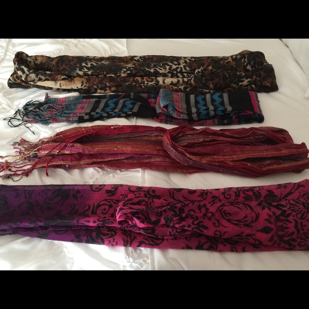 SCARVES THE EASY ACCESSORIES