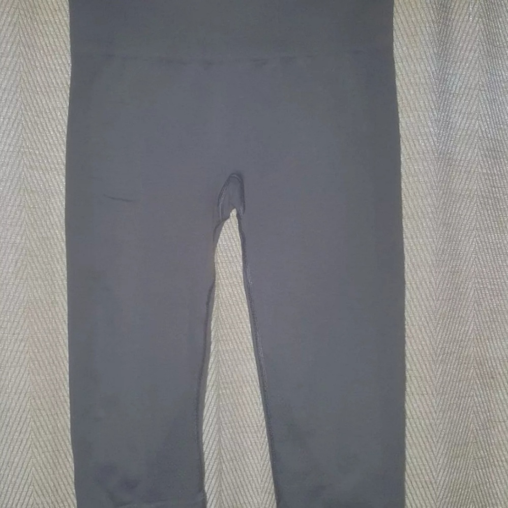 Lululemon seamless crop