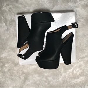 Steve Madden Black Heels
