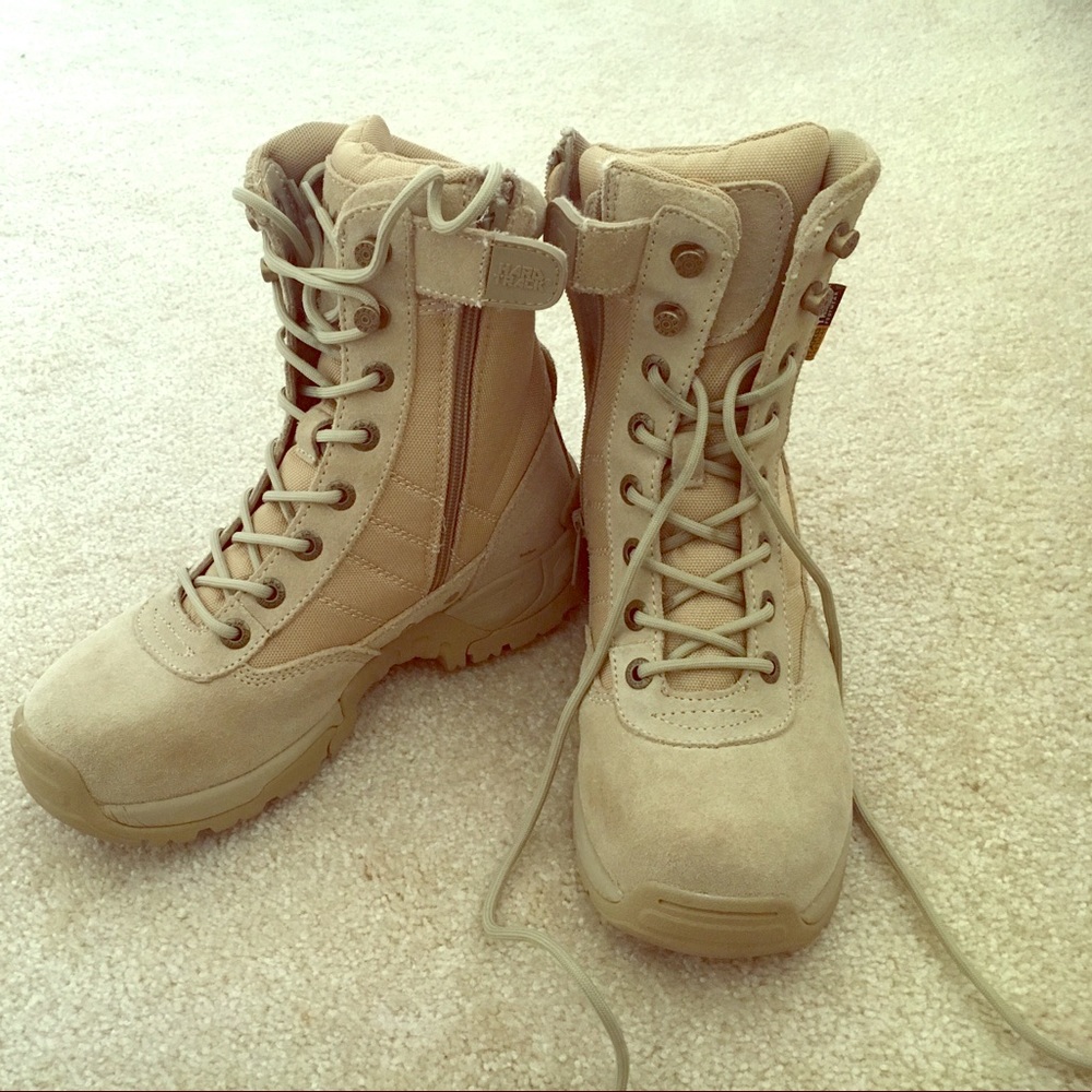 Boots Hard track
