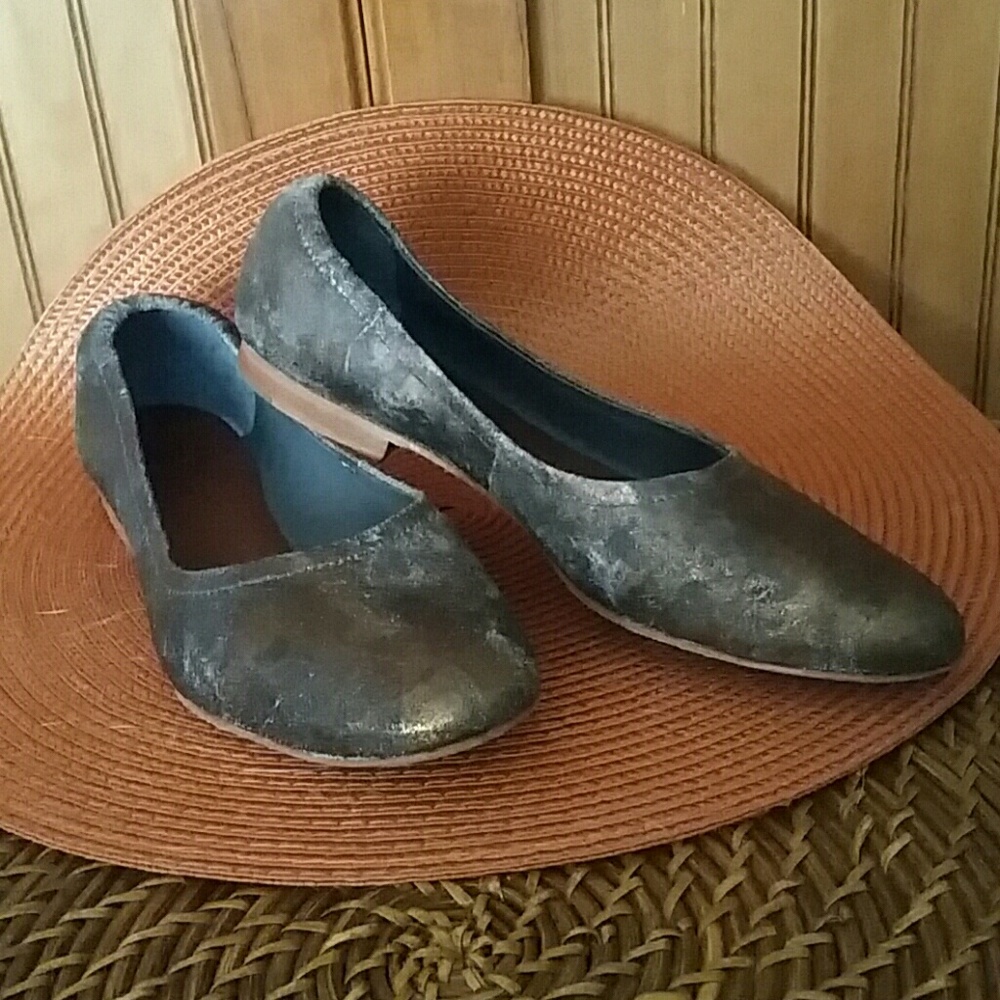 Bernardo 1492 Dina Ballet Flats