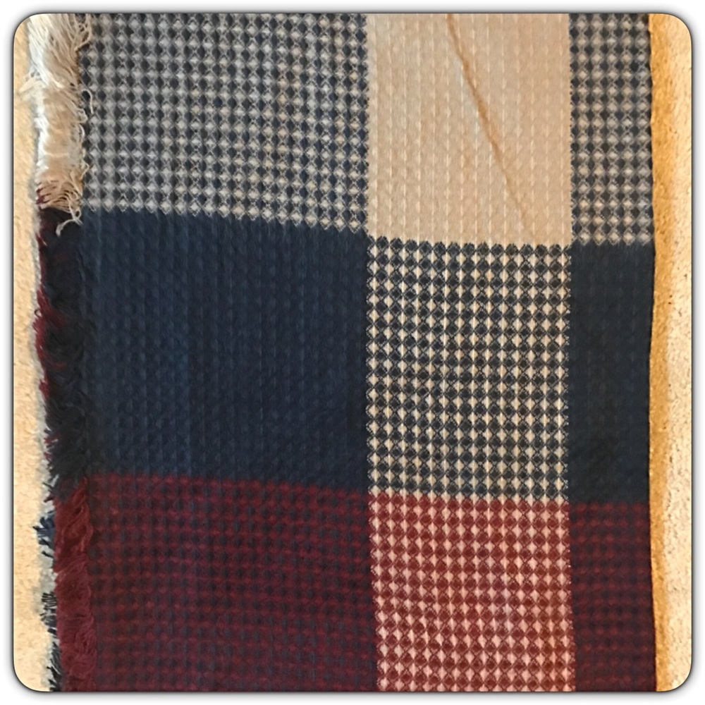 Gorgeous Plaid Waffle Knit Blanket Scarf - Picture 7 of 8