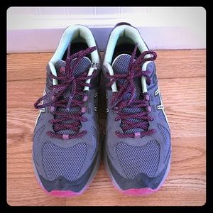 Surprise sale!  ASICS trail running shoes size 9