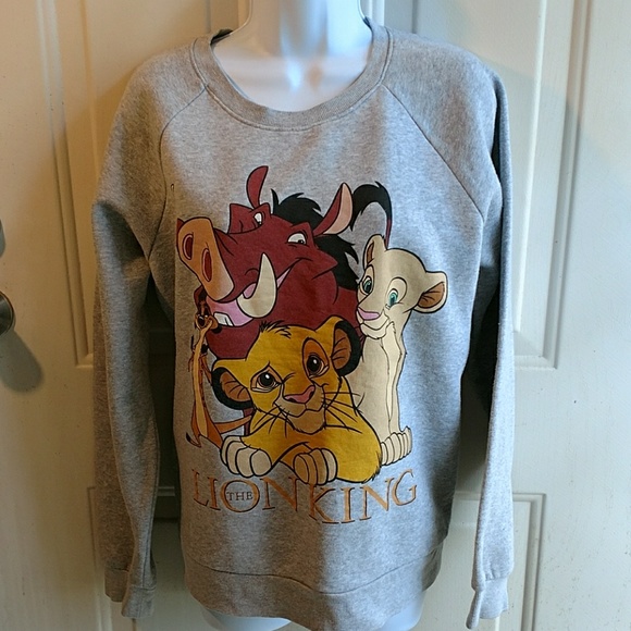 Disney Sweaters - Disneys The Lion King sweatshirt