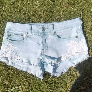 American Eagle Light denim lace shorts