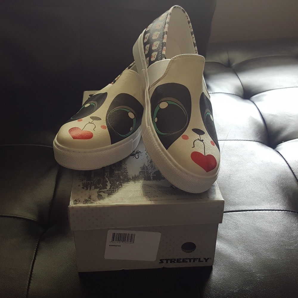 shoes - Picture 4 of 4