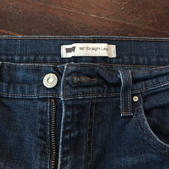 Jeans - Picture 3 of 4