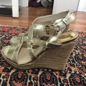 Michael Kors gold metallic wedges size 7.5