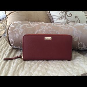 Kate Spade maroon wallet