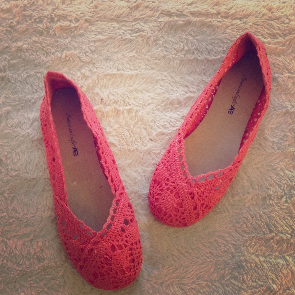 Pink crotchet flats
