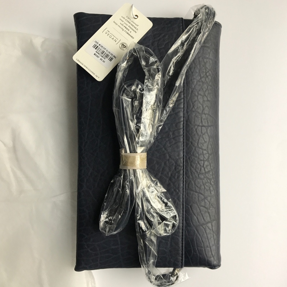 Sale Reduced Urban Expressions Vegan Crossbody - Picture 3 of 7