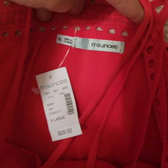Maurices red top - Picture 2 of 3
