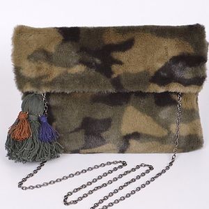 Camouflage faux fur cross-body/clutch!