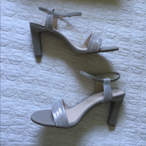 Seychelles Prime Pump Sandal Silver Taupe 10 - Picture 3 of 6
