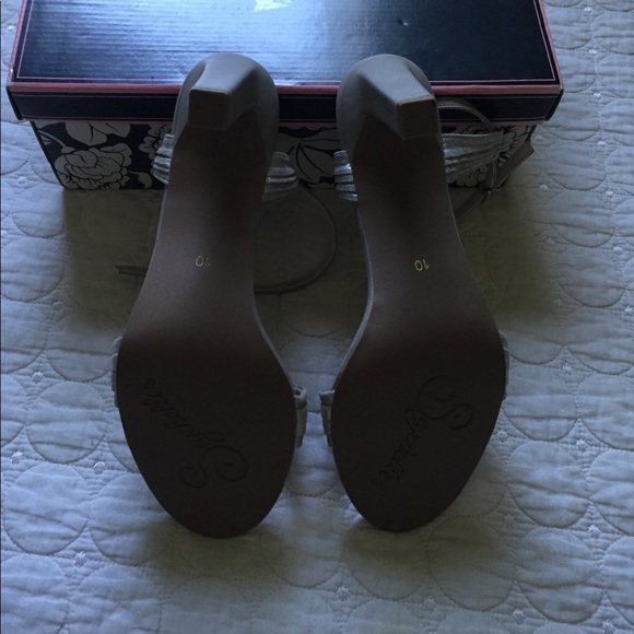 Seychelles Prime Pump Sandal Silver Taupe 10 - Picture 5 of 6