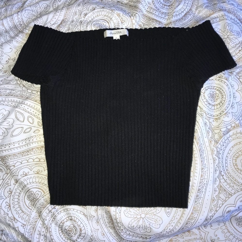 Black off the shoulder crop top