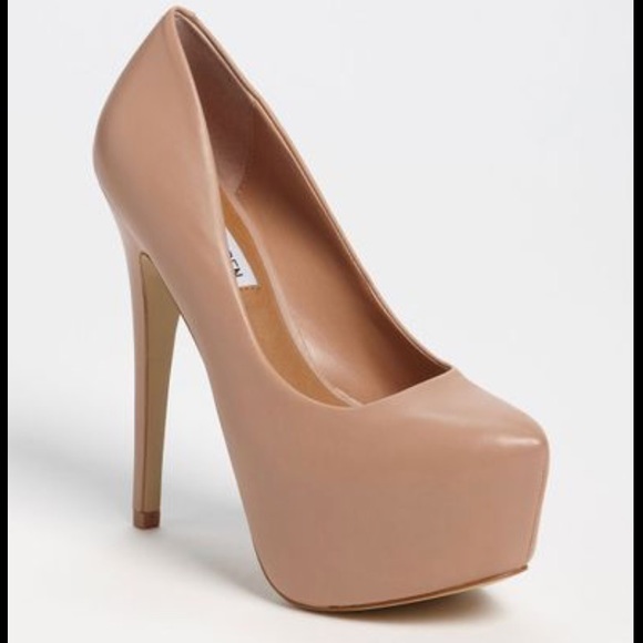 Steve Madden Pumps - Picture 4 of 6
