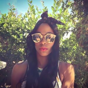 BellaBowsByRose Wire Headband