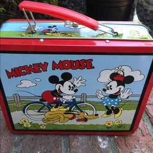 Vintage metal Mickey Mouse lunch box