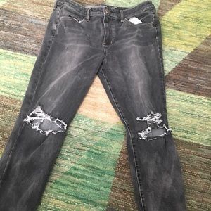 American eagle cropped pants