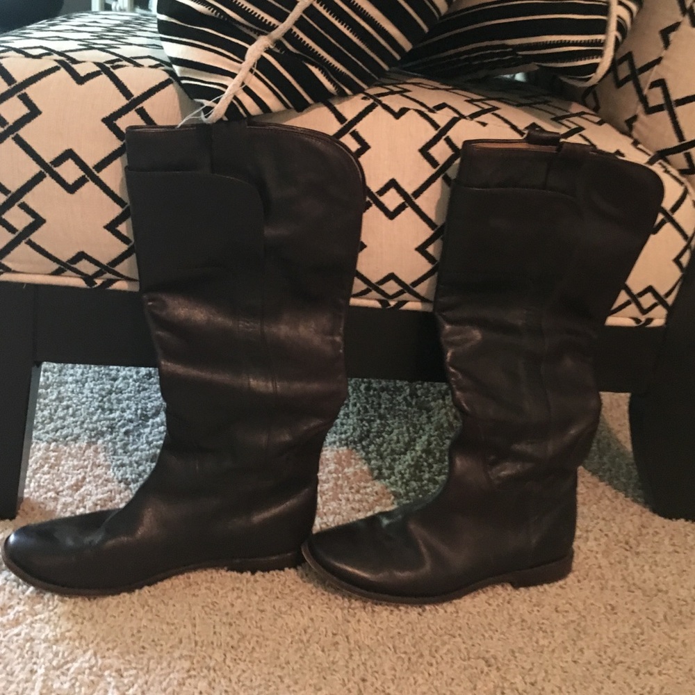 Like NEW! FRYE Tall Paige Riding Boots!