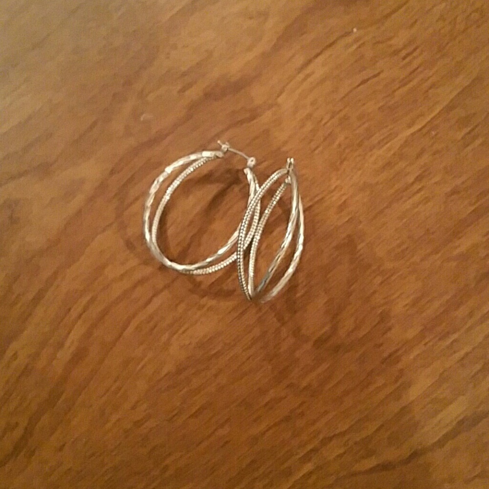 LIA SOPHIA EARRINGS