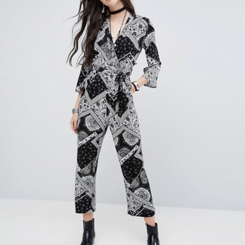 Jumpsuit In Paisley Print