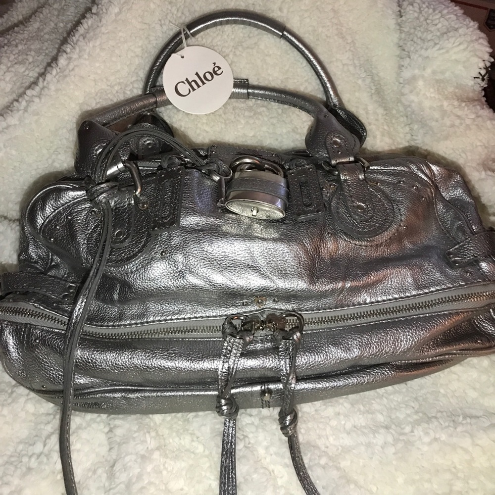 Authentic CHLOE Zippy Bag 🌹MAKE AN OFFER!