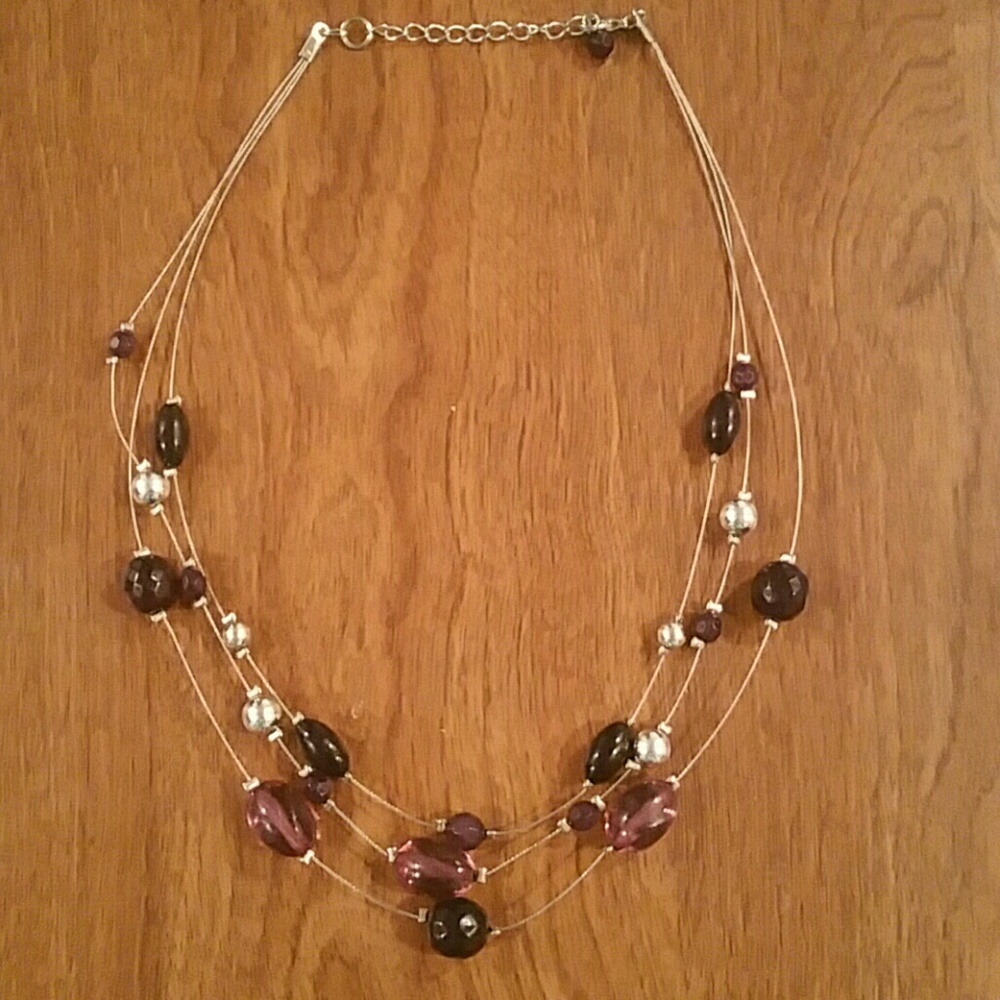 NEW YORK & COMPANY NECKLACE
